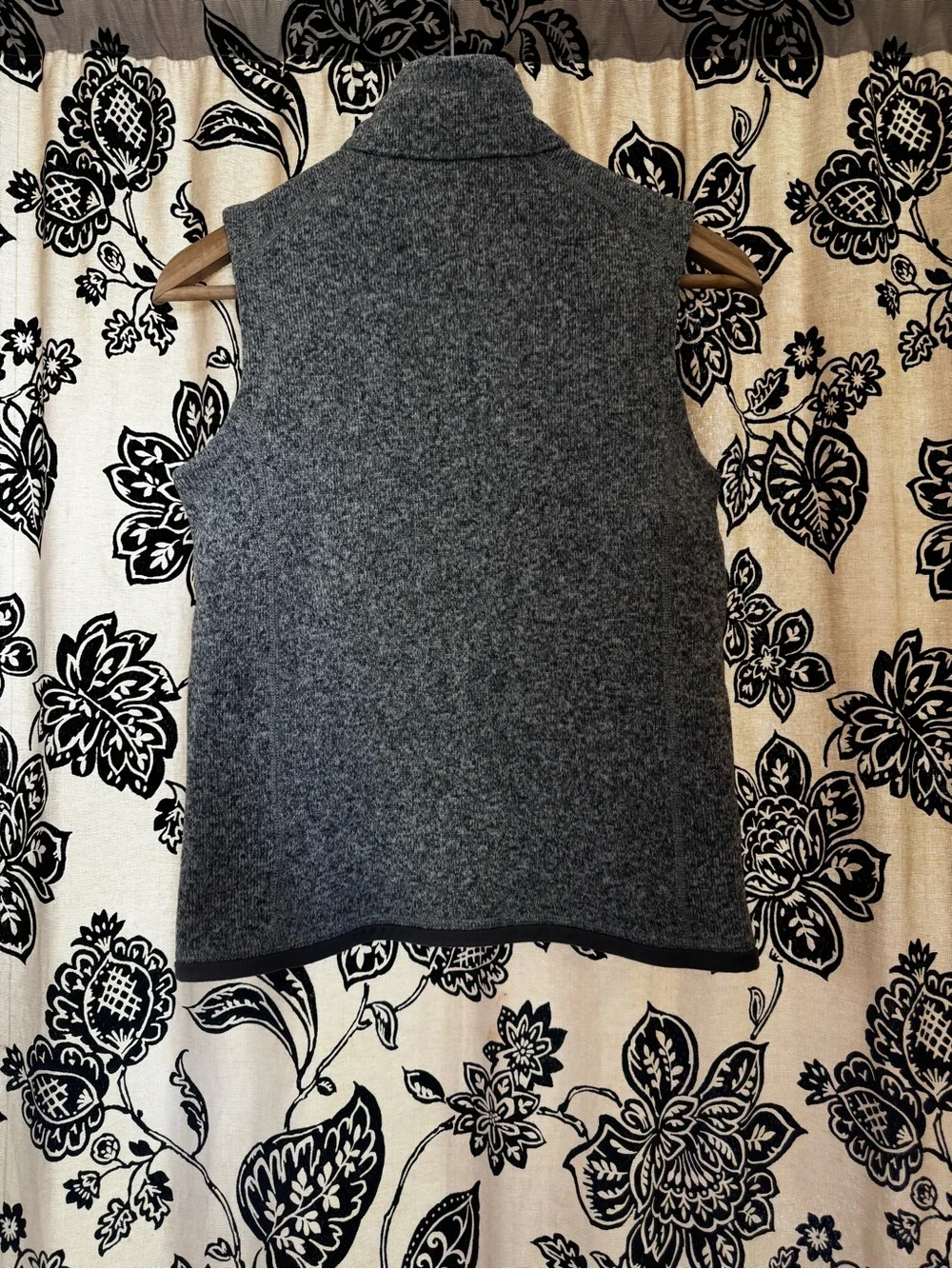 Patagonia Gray Wool-Blend Fleece Vest with Pockets